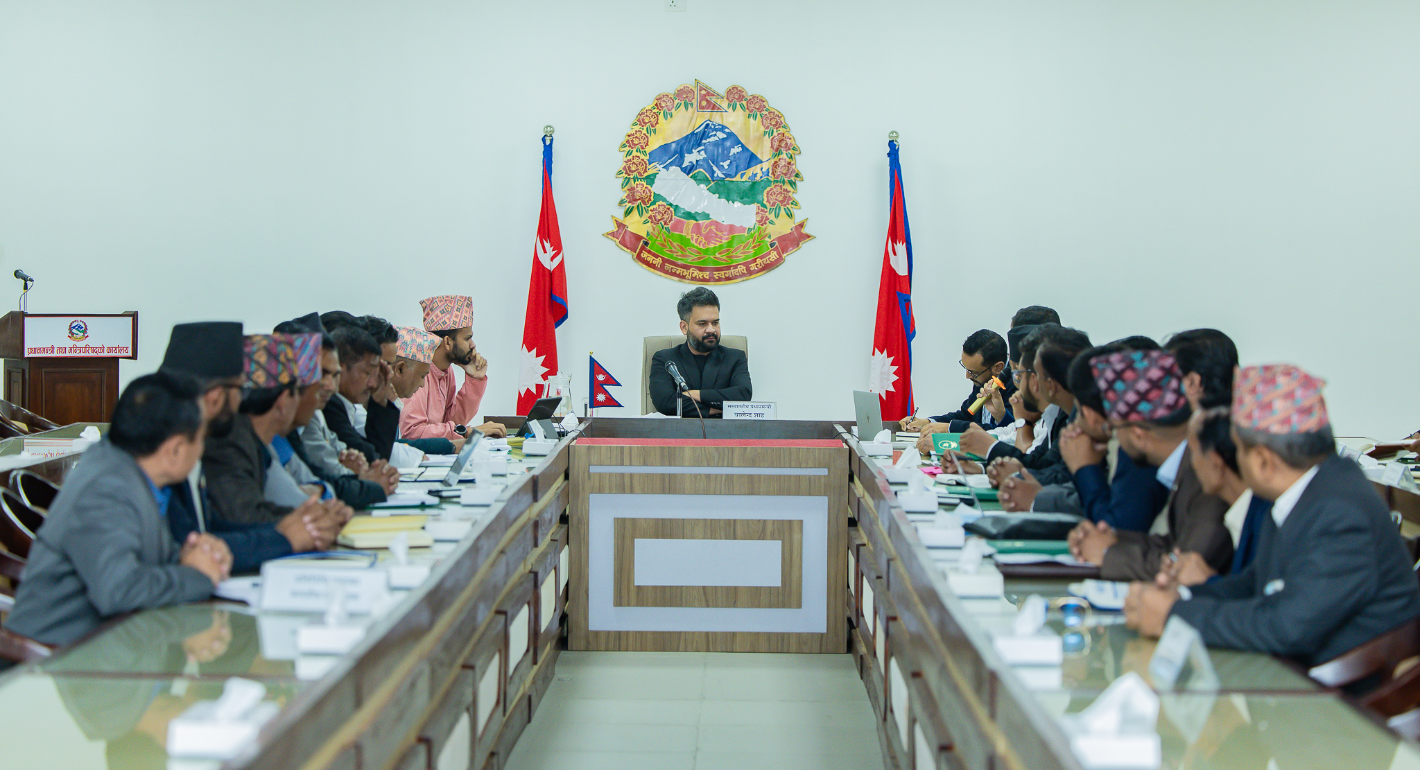 लुम्बिनी प्रदेशका सांसदहरूसँग प्रधानमन्त्रीको छलफल, विकासदेखि सुशासनसम्मका एजेन्डामा जोड